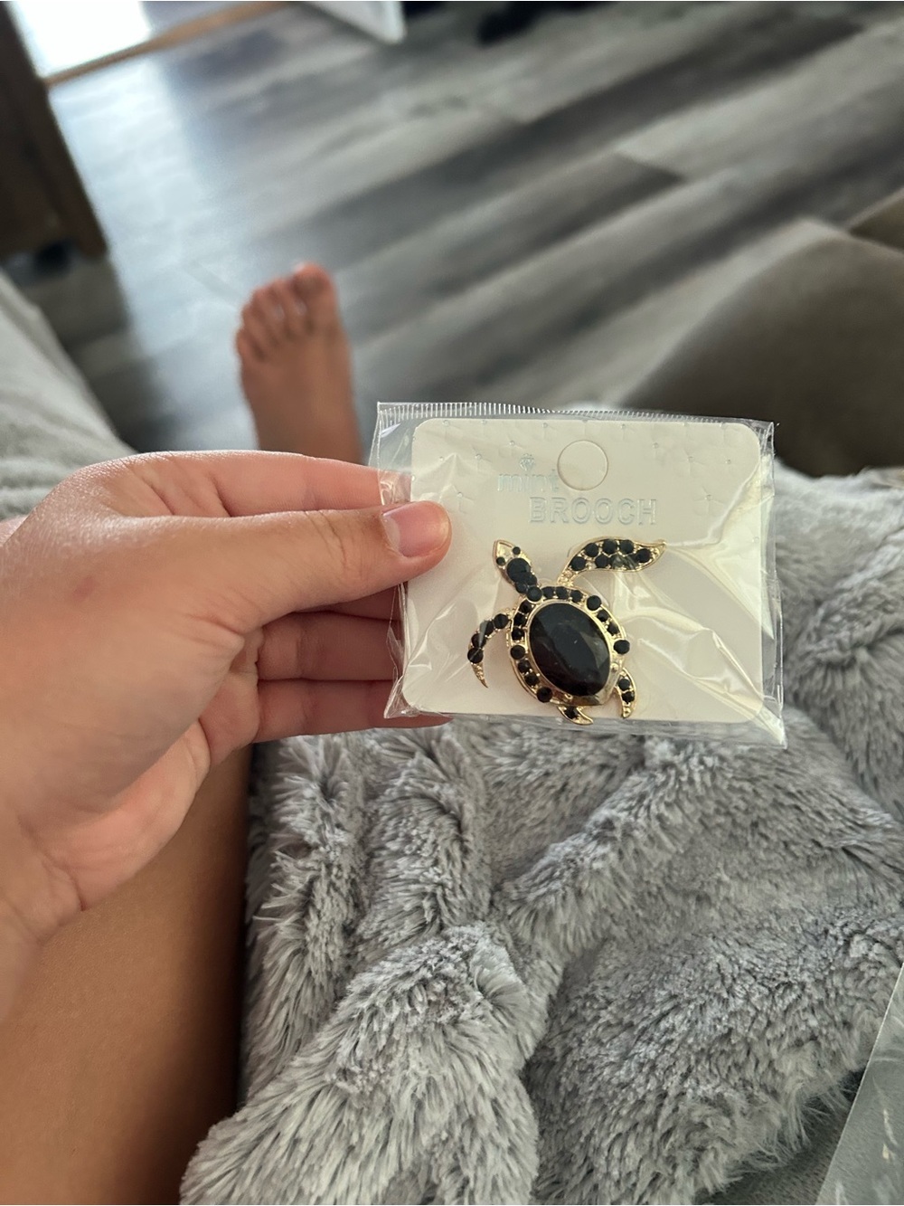 5/$25 Turtle Brooch Pin – Black and Gold Accent